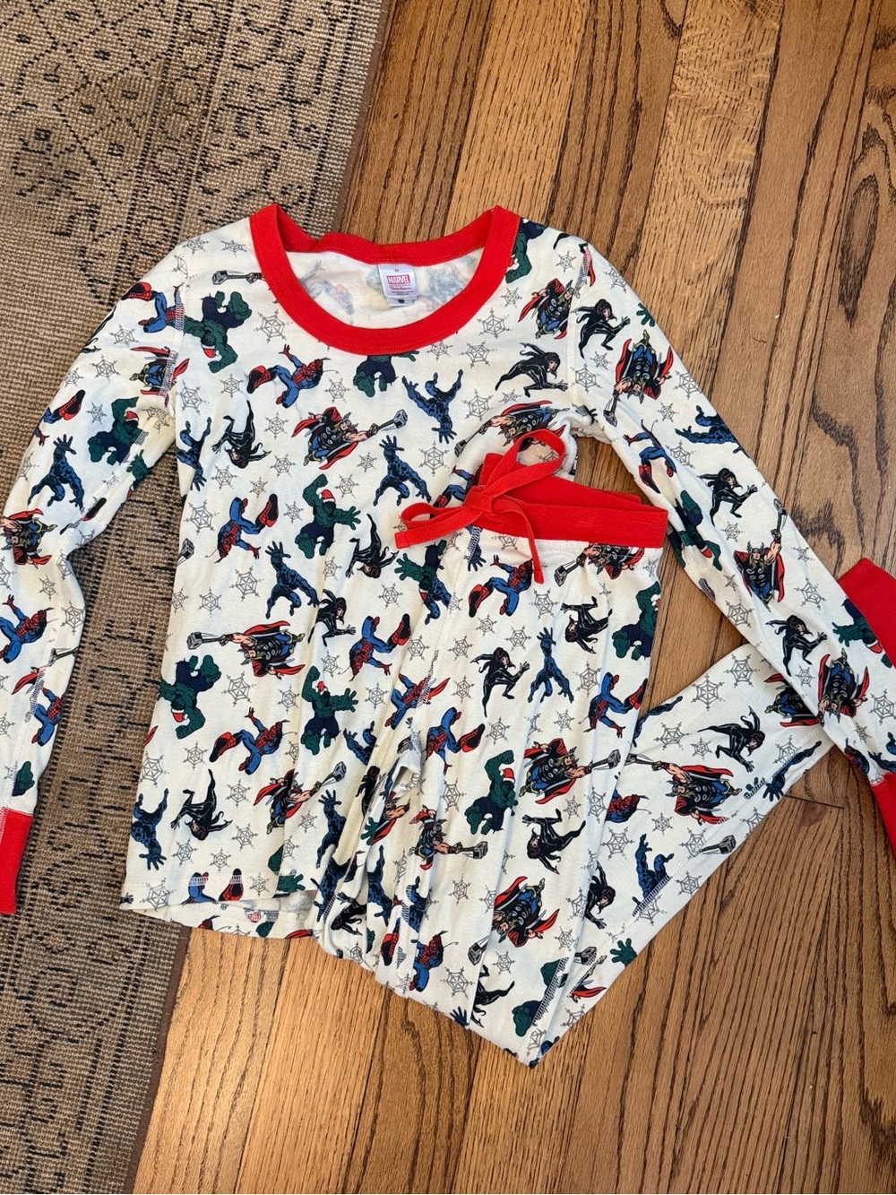 Marvel Cream Superhero Print Unisex Pajama Set with Red Trim